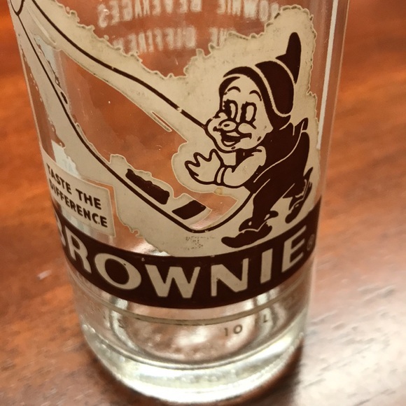 Vintage Brownie Chocolate Drink Bottle 10 Ounce